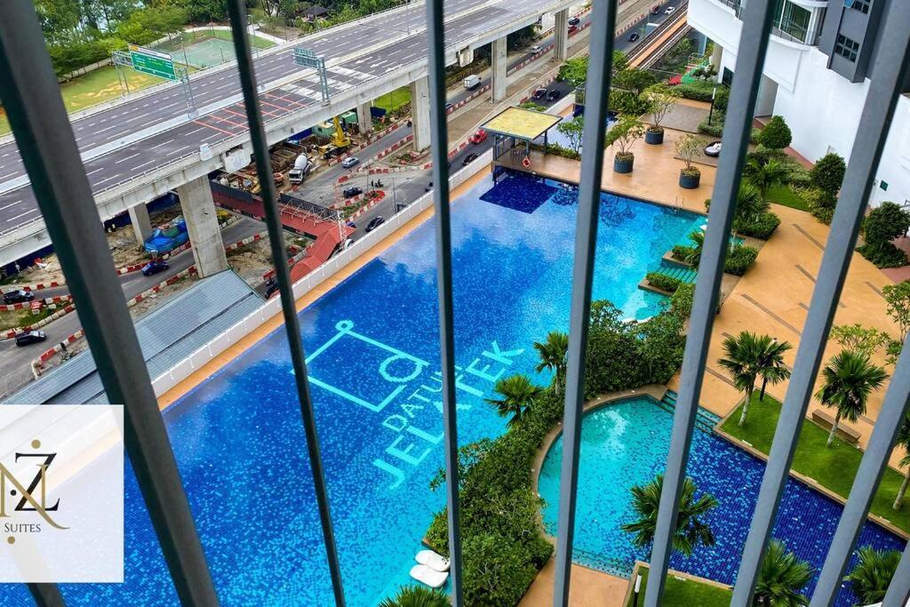 Pangsapuri 10mins To Klcc W Lrt+mall+netflix Muji Urban Kuala Lumpur