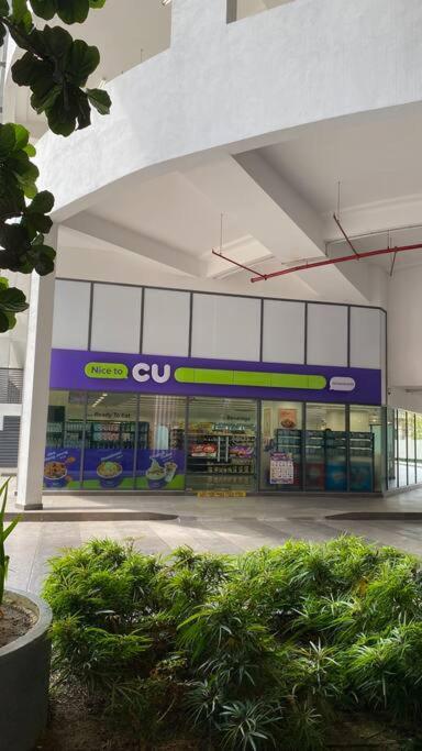 Pangsapuri 10mins To Klcc W Lrt+mall+netflix Muji Urban Kuala Lumpur